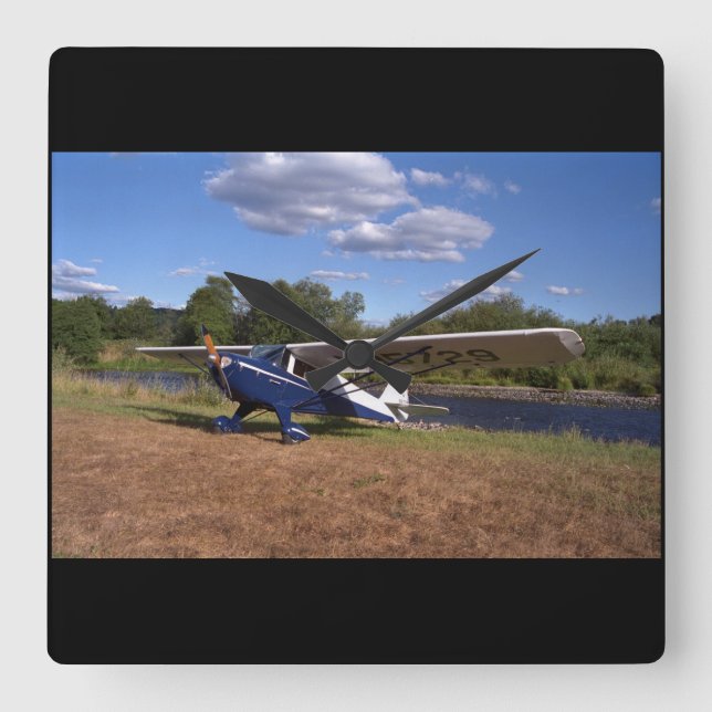 Taylorcraft BC-12D, flyg 1946_Classic Fyrkantig Klocka (Framsida)