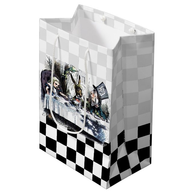 Tea Party 2 (Framsidan Vinklad)