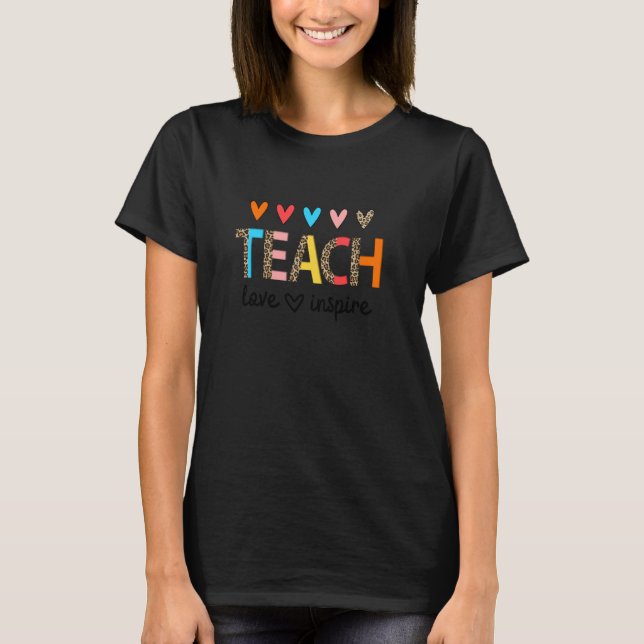 Teach Kärlek Inspire Leopard Back to school Cute T Shirt (Framsida)