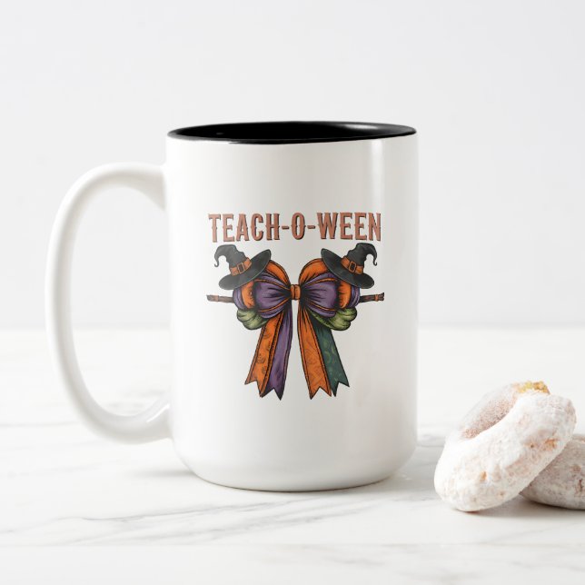 Teach-O-Ween-mugg Två-Tonad Mugg (Med munk)
