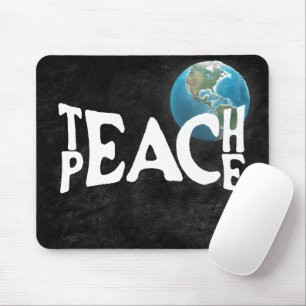 "Teach Peace"-text med planeten Jorden Musmatta