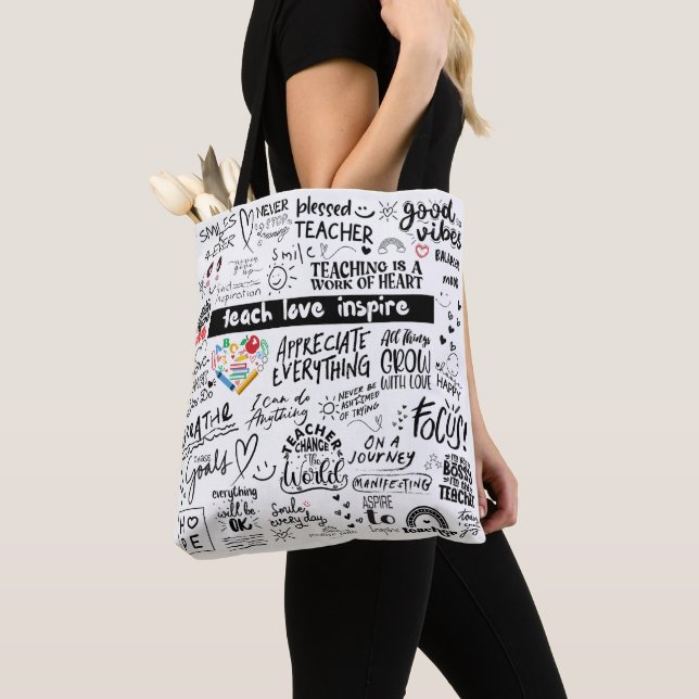 TEACHER TOTE BAG - Teach Kärlek Inspire Affirmatio Tygkasse (Närbild)