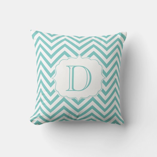 Teal and White Chevron Mönster Monogram Kudde (Framsida)