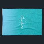 Teal blue glitter aqua sea grönt monogram initiale kökshandduk<br><div class="desc">En teal,  blå sjö,  havets grönt glitter-övertoningsbakgrund. Anpassa och lägga till namn och monogram brev. Ett modernt stil-skript,  vitt och blått brev</div>