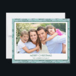 Teal Blue Löv Mönster Simple God jul Julkort<br><div class="desc">Färgblått och Mint Grönt Löv Mönster Simple God jul Helgdag Photo Card. Bild och namn kan bytas ut mot detta enkla och elegant Pastel Greenery-julfotkort.</div>