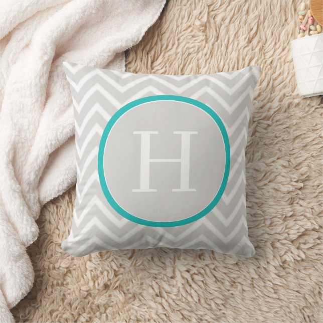 Teal Chevron Monogram Dekorativ kudde (Filt)