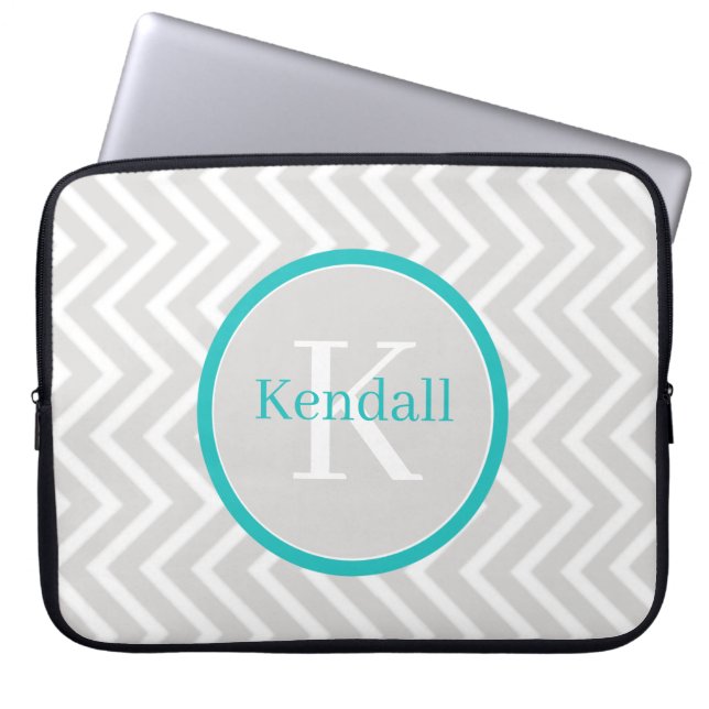Teal Chevron Monogram Laptop sleeve (Framsidan)
