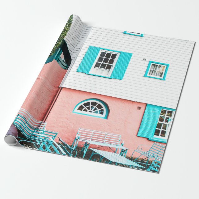 TEAL OCH GRÅTT BORD OCH BENCH BESIDE WHITAND AND O PRESENTPAPPER (Utrullad)