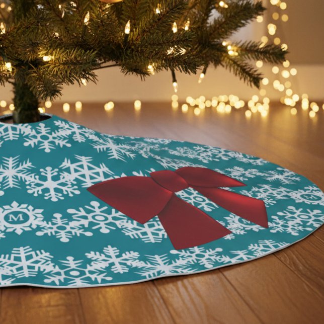 Teal Snowflake Red Bow Julgran Skirt Julgransmatta Borstad Polyester (Add a touch of elegance to your holiday decor this year! Add your initial)