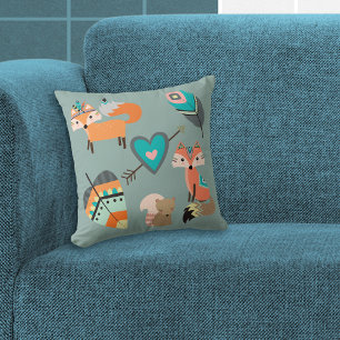 Teal Tribal Fox på Sage Blue Kudde