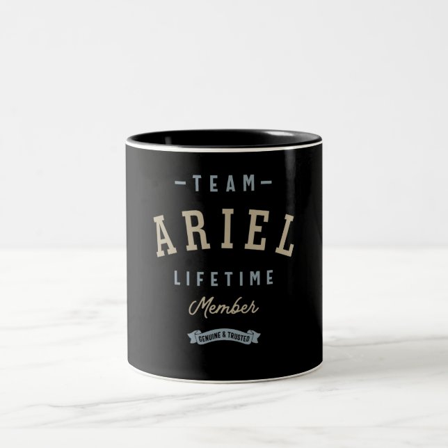 Team Ariel-livstidsmedlemmen Personlig Namn Två-Tonad Mugg (Center)