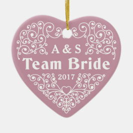 Team Bride anpassningsbar-monogram och datumdekora Julgransprydnad Keramik
