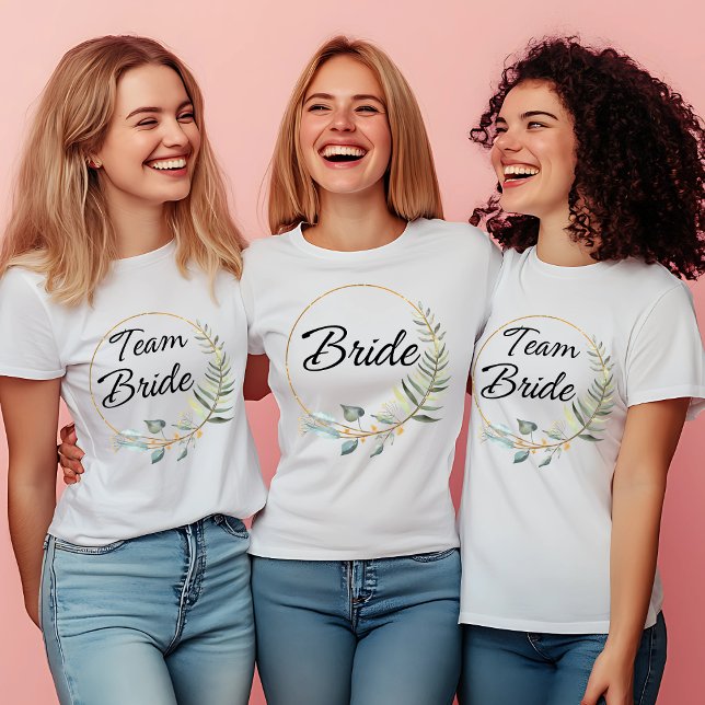 Team Bride - Blommigt för Elegant T Shirt (Skapare uppladdad)