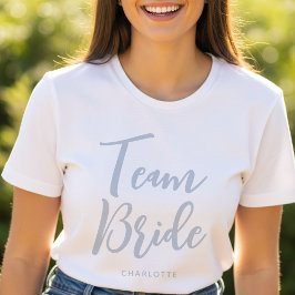 Team Bride Custom Name Bröllop Dusty Blue T Shirt