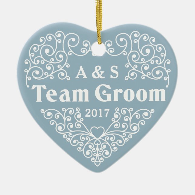 Team Groom anpassningsbar-monogram och datumdekora Julgransprydnad Keramik (Framsidan)