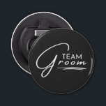Team Groom Marskalkars Bröllop och Bachelor Party Flasköppnare<br><div class="desc">Team Groom Button Bottle-öppnare för Bröllopsfester och Bachelor-partier, från din hemstad till Vegas, gör ett särskilt tillfälle för Barware & Pub. Tillbehör till pub och Vin. Plocka en upp för de som är Team Groom och få den samordnande Groom Button Bottle-öppnaren. Det finns samordning av Barware & Pub Verktyg för...</div>