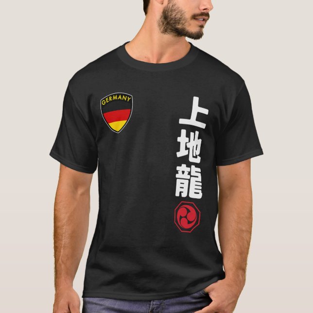 Team Karate Uechi Ryu German Flagga Japansk martia T Shirt (Framsida)