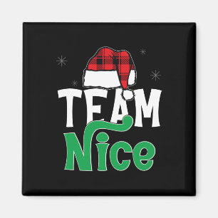 Team Nice Naughty Play Julafton Pjs 2024 Lustigt p Magnet