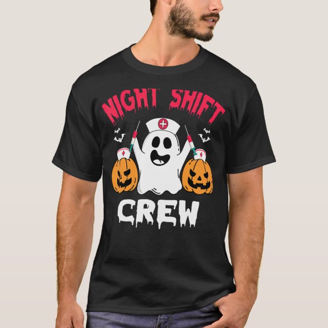 Team Night Shift Nurse Halloween Halloween SCrub T Shirt (Framsida)