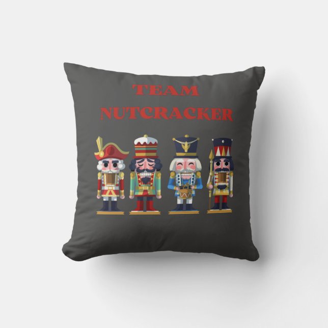 Team Nutcracker   Kudde (Framsida)