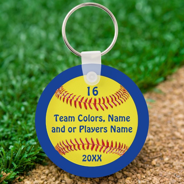 TEAM och SPELARENS NAMN, NUMMER Softboll-nyckelrin Nyckelring (Softball team gift ideas for girls. Blue, softball keychains, Softball party favors or any occasion.)