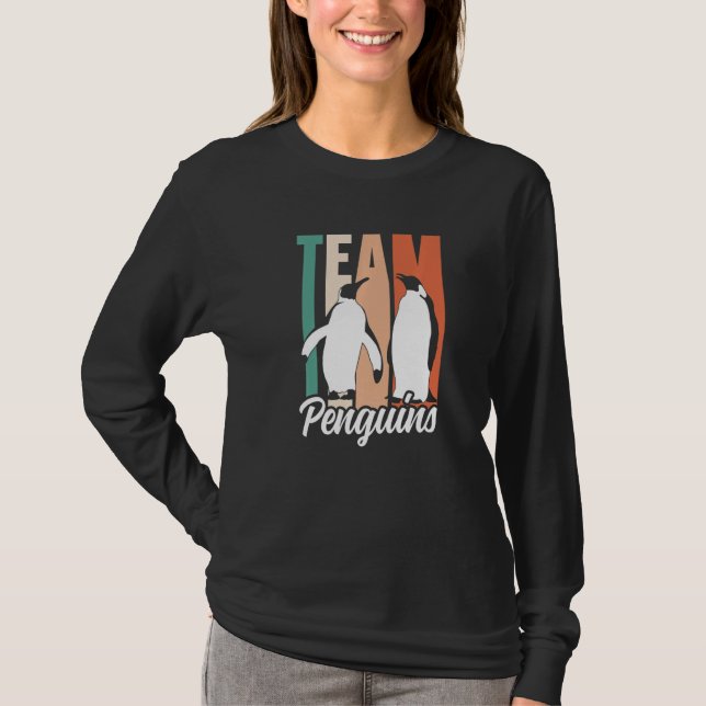 Team Penguins Lover Animal Cute Penguin Premium T Shirt (Framsida)
