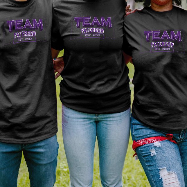 Team Purple Family Crew Sports Custom Name Black T Shirt (Skapare uppladdad)