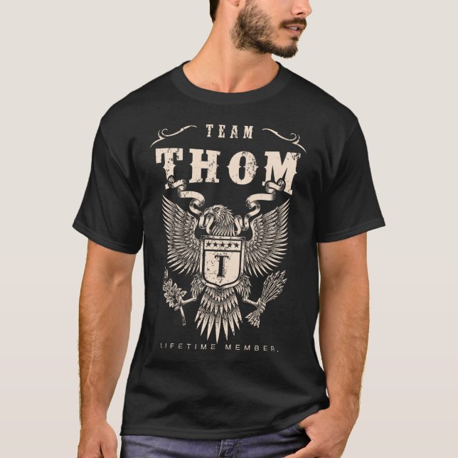 TEAM THOM Livstidsmedlem. T Shirt (Framsida)
