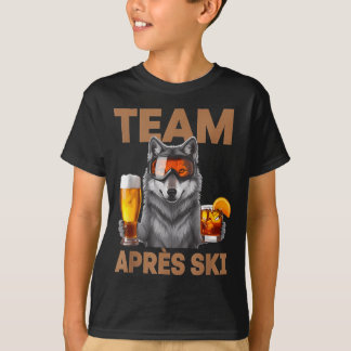 Team varg dricker öl cocktail vinter semester t shirt
