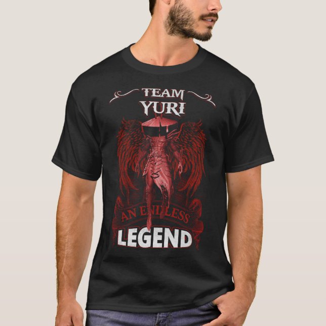 Team YURI - En Oändlig LEGEND T Shirt (Framsida)