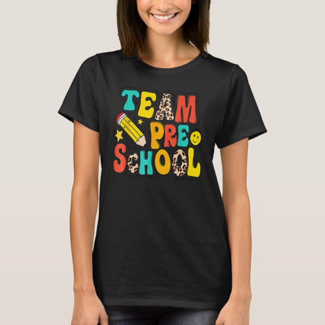 Teamet Preschool Leopard Teacher Student tillbaka  T Shirt (Framsida)