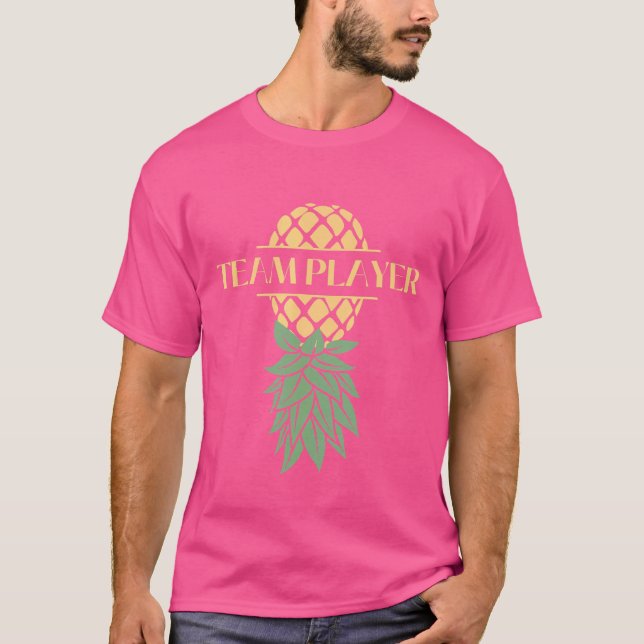 Teamplayer upp och ned, ananas Swingle T Shirt (Framsida)