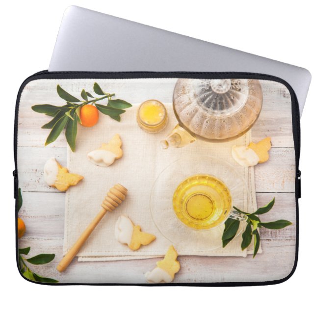 Teatime Laptop Sleeve (Framsidan)