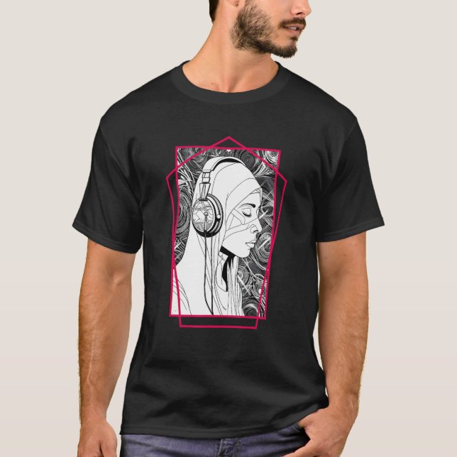 Techno Vaporwave Nun Christian God Music Headphone T Shirt (Framsida)