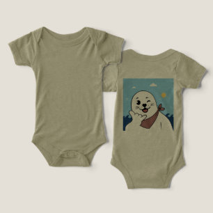 Teckenande säl med halsduk som gör Shaka-tecken T Shirt