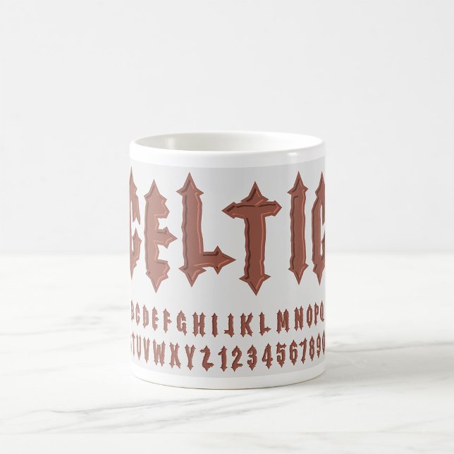 Teckensnitt för keltiskt alfabet kaffemugg (Skapare uppladdad)
