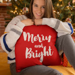 Teckensnitt för trendiget Merry och Bright Kudde<br><div class="desc">En modern teckensnittstypografi och trendig för den här anpassningsbara objektsamlingen.</div>