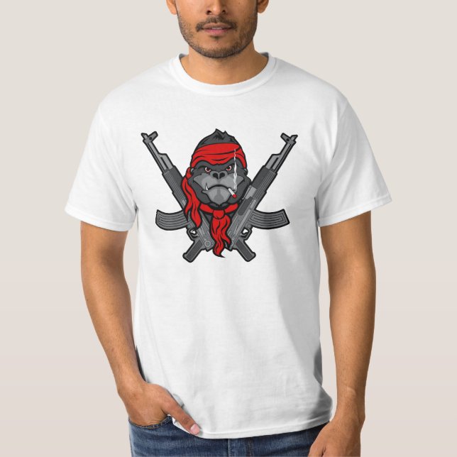 Tecknad för kämpe för AK-47 gorillarebell T-shirt (Framsida)