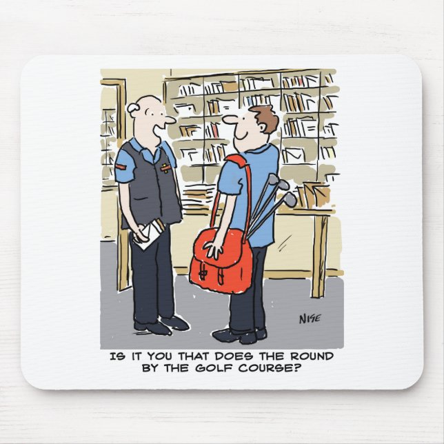Tecknad golfspelsande brevbärare musmatta (Framsidan)