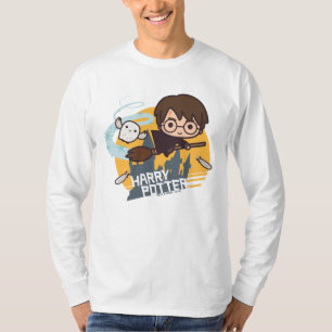 Tecknad Harry och Hedwig flygande förbi Hogwarts T Shirt