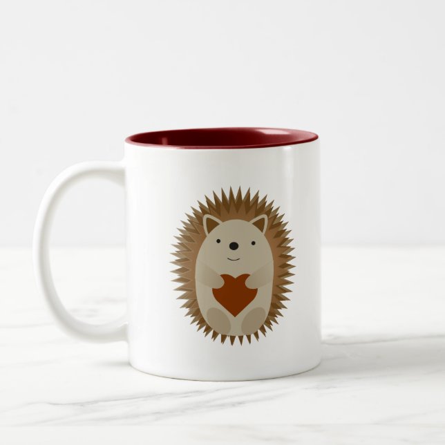 Tecknad Hedgehog Holding a Heart Två-Tonad Mugg (Vänster)