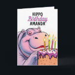 Tecknad Lila Cake Funny Hippo Birthday Kort<br><div class="desc">En hippo som ivrigt når fram till en stor födelsedagskalas,  med en eländig flin och ljusa ljusglimtar. En lekfull design som är underbar för att fira en födelsedag fylld med roligt och tårta.</div>