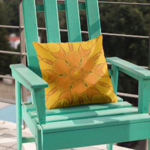 Tecknad Mandala Flower Gult Kudde
