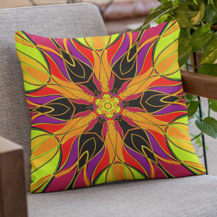 Tecknad Mandala Flower Orange Lila and Red Kudde