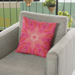Tecknad Mandala Flower Rosa Kudde