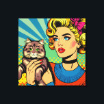 Tecknad Tecknad Pop Art Kvinnor som håller katt Canvastryck<br><div class="desc">Retro pop art tecknad stil art gjord med en 2000-årig vibe kvinna som håller en söt katt. Ljusstark,  färglös knarkkonst.</div>