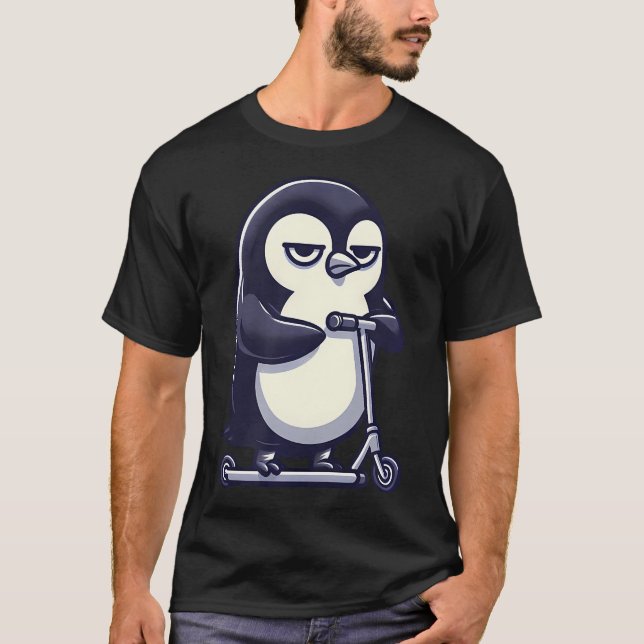 Tecknad Uttråkad Pingvin På T Shirt (Framsida)