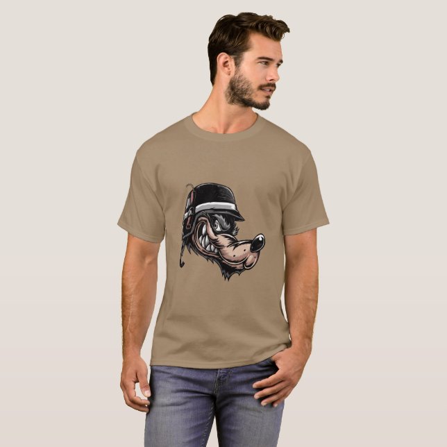 Tecknad varg med dynamit på sin tyska hjälm t-shirt (Hel framsida)
