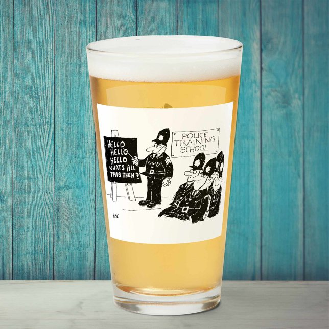 Tecknad vid polisskolan glaskopp (Skapare uppladdad)