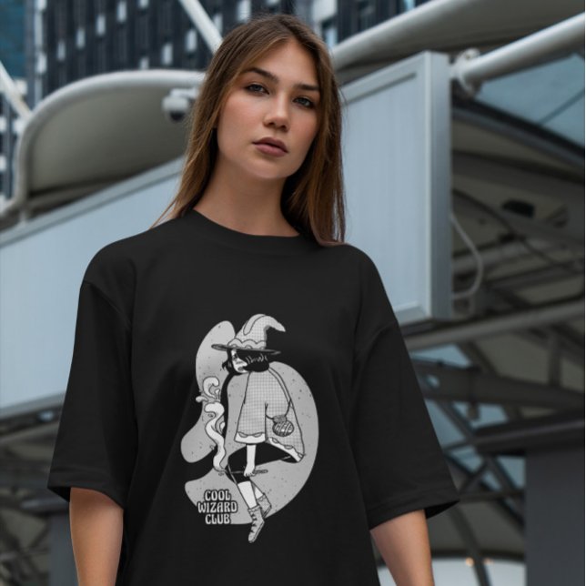 Tecknad Wizard Girl Fantasy T Shirt (Skapare uppladdad)